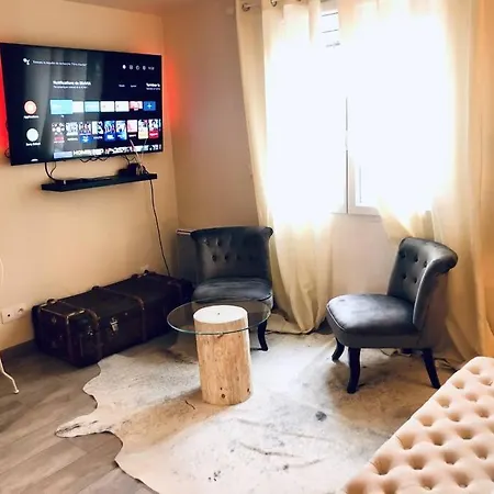 Romantique Entre Et Montagne Apartment *